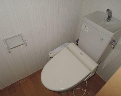 川崎市多摩区菅稲田堤３丁目のアパートのトイレ