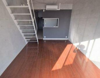 川崎市多摩区菅２丁目の賃貸マンションの居間・リビング