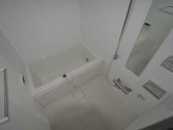 川崎市多摩区菅２丁目の賃貸マンションの浴室