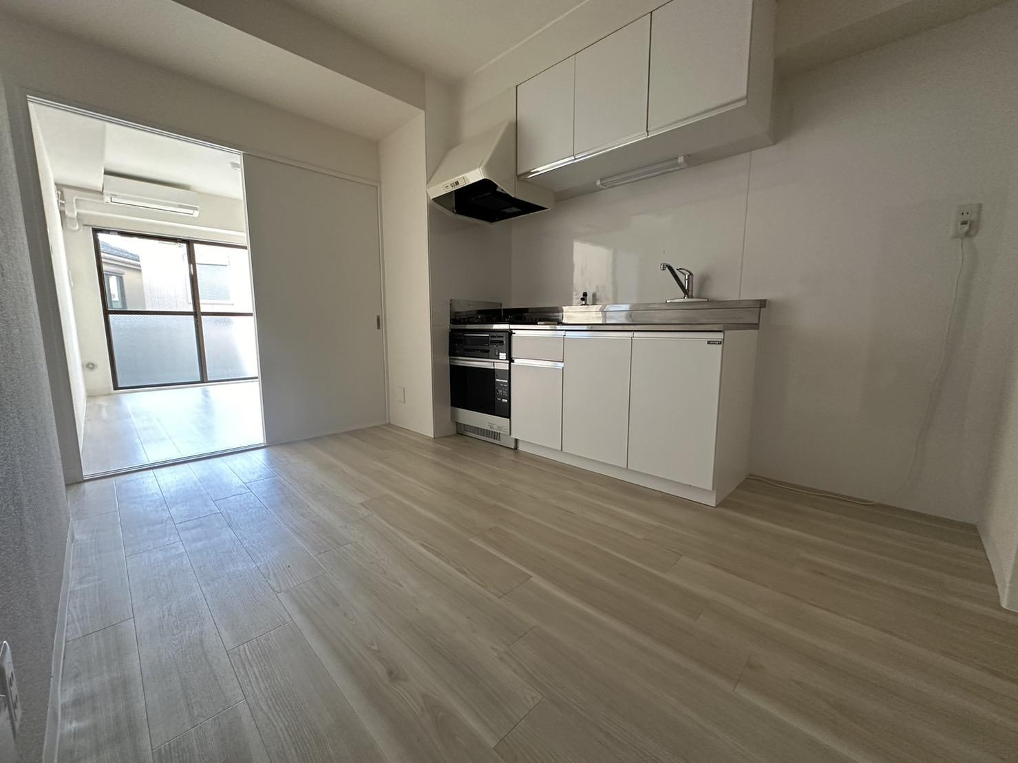 川崎市多摩区菅北浦３丁目の賃貸マンションの居間・リビング