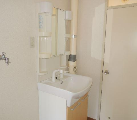 川崎市多摩区菅４丁目の賃貸マンションの洗面所