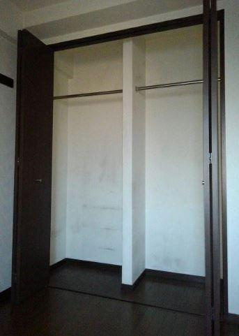 川崎市多摩区生田１丁目の賃貸マンションの収納