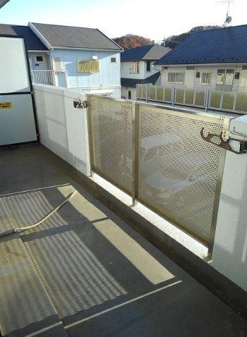川崎市多摩区生田１丁目の賃貸マンションのバルコニー