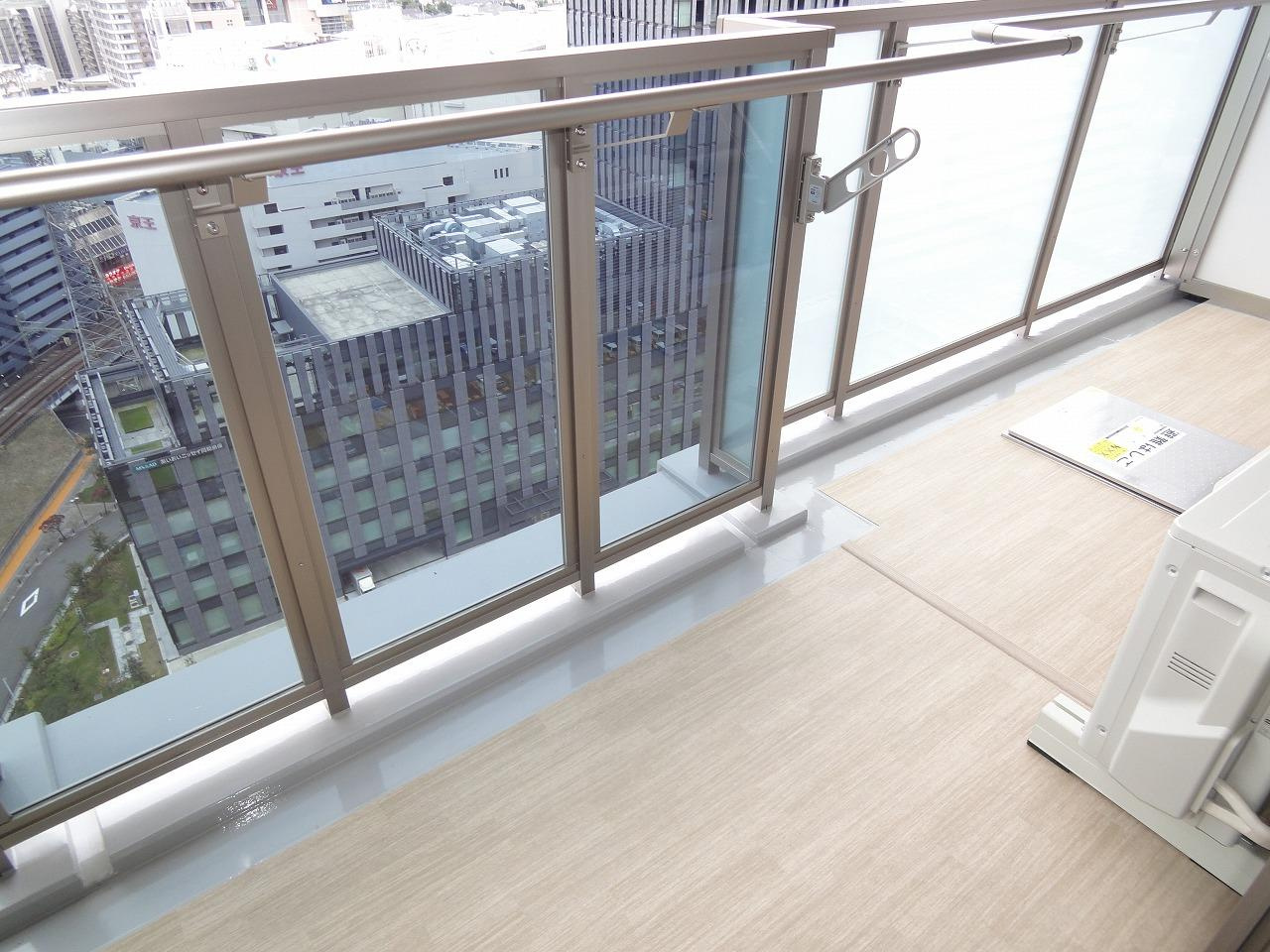 多摩市関戸１丁目の賃貸マンションのバルコニー