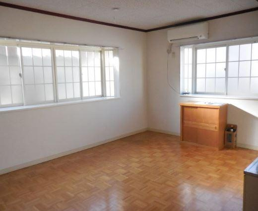 リバーサイドハイツⅢの居間・リビング