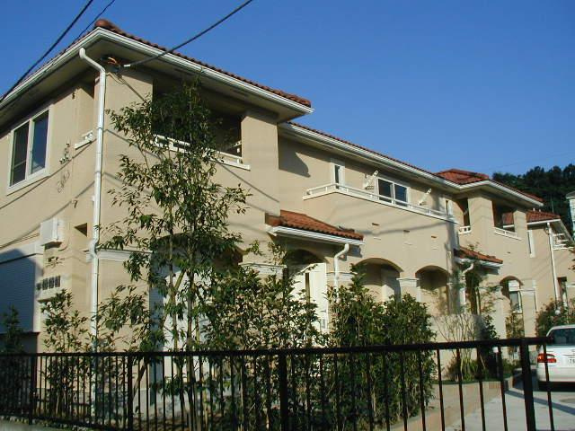 フォレスト久末の外観