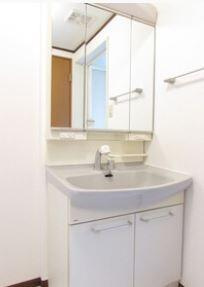 フォレスト久末の洗面所|※写真は代表的なお部屋です※