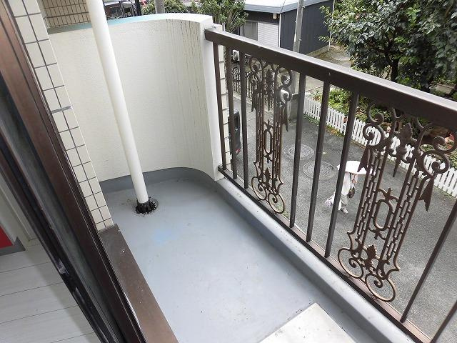 川崎市多摩区宿河原１丁目の賃貸マンションのバルコニー