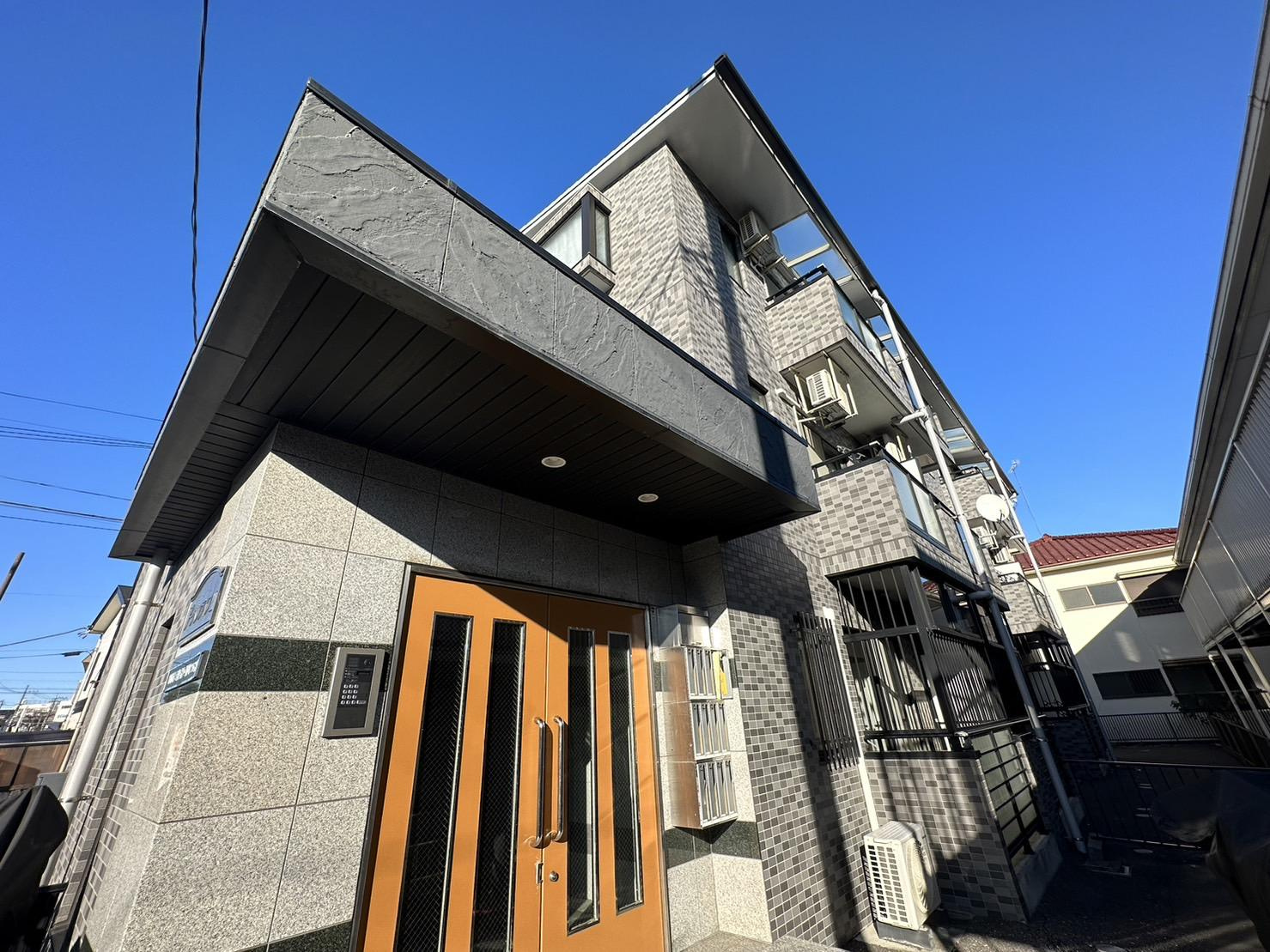 川崎市多摩区登戸新町の賃貸マンションの外観