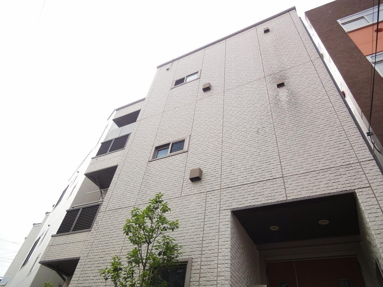 川崎市多摩区菅稲田堤１丁目の賃貸マンションの外観