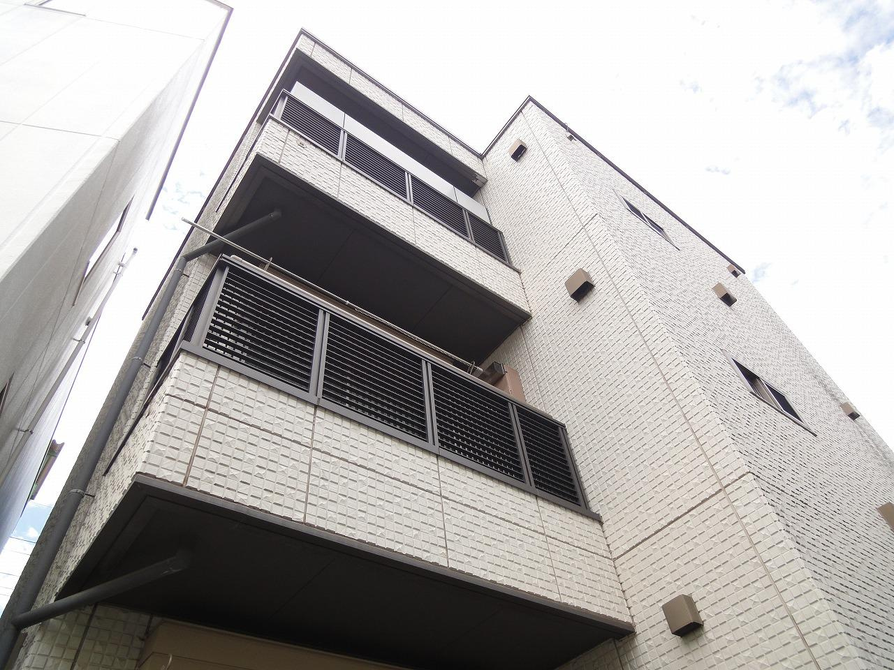 アムール・セイカの外観