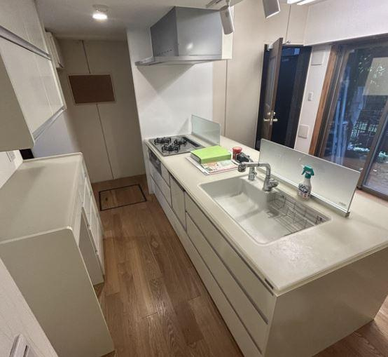 府中市晴見町１丁目の賃貸マンションのキッチン