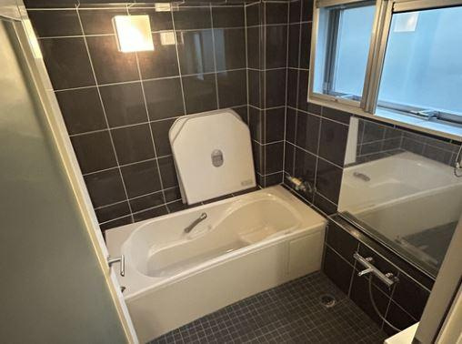 府中市晴見町１丁目の賃貸マンションの浴室