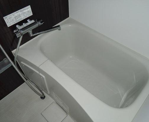 コートレミージュ宿河原の浴室