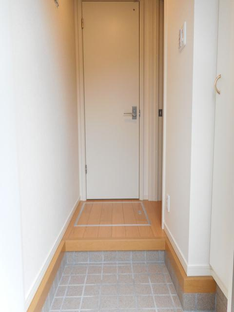 ヴィアレッタ上石原の玄関