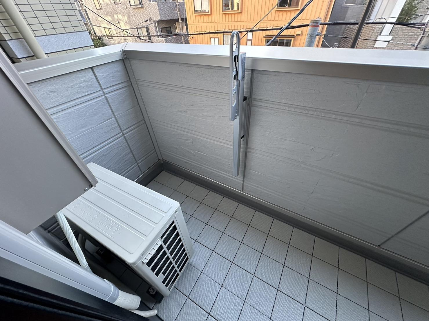 川崎市多摩区登戸の賃貸マンションのバルコニー