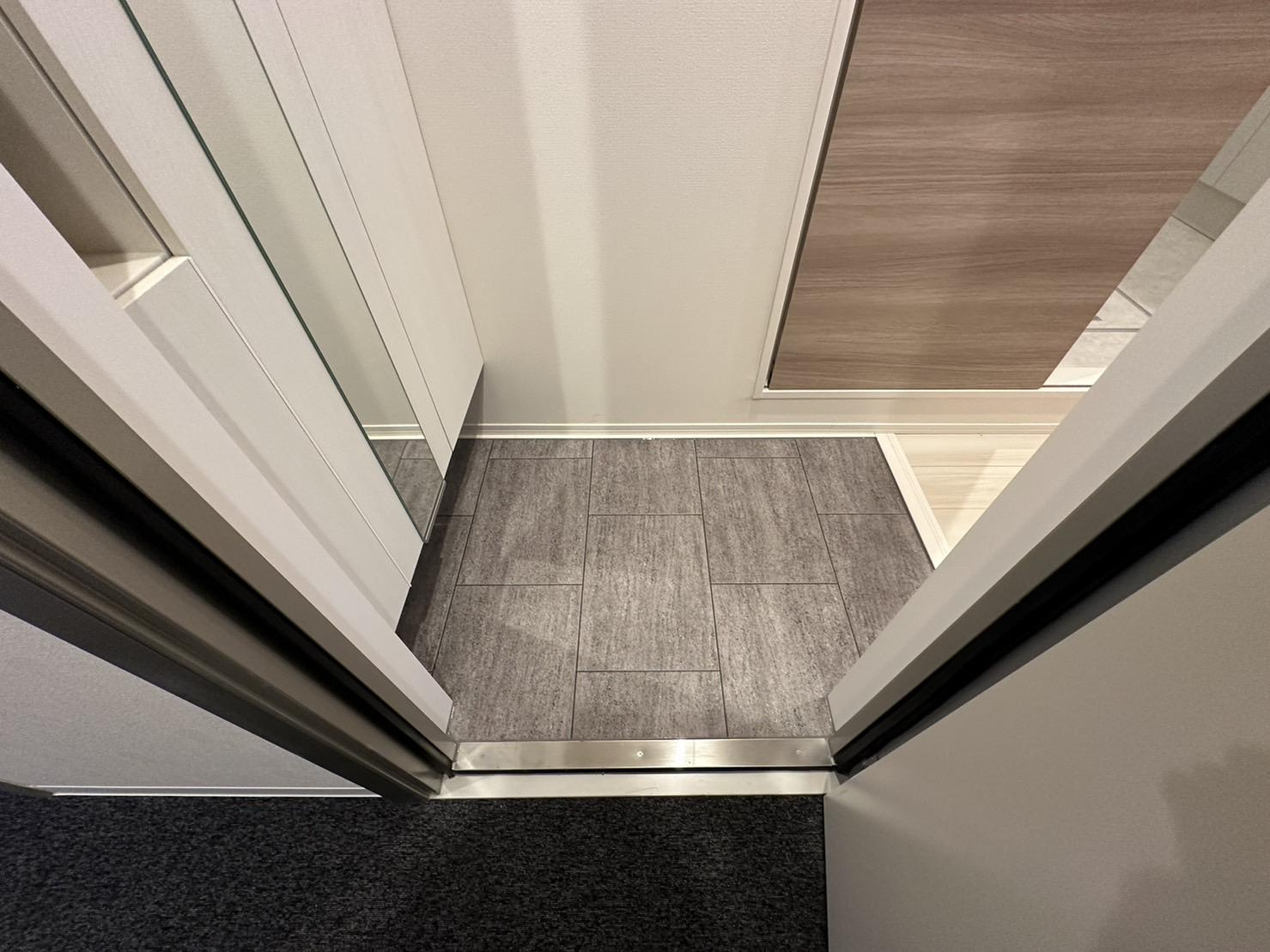 川崎市多摩区登戸の賃貸マンションの玄関