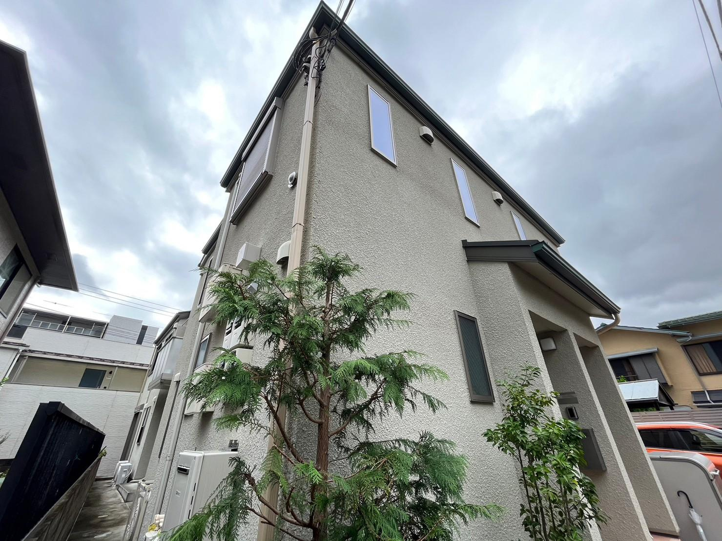 狛江市岩戸北２丁目のタウン