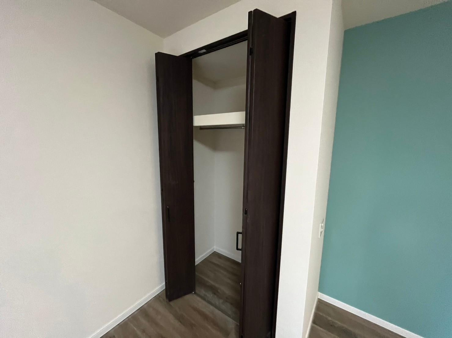 川崎市多摩区中野島１丁目のアパートの収納