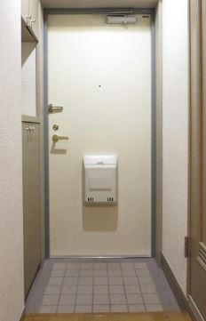 川崎市多摩区登戸の賃貸マンションの玄関