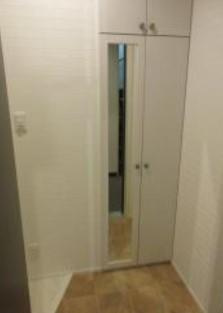 グラマシー新丸子の玄関|※猫1匹飼育可能です。