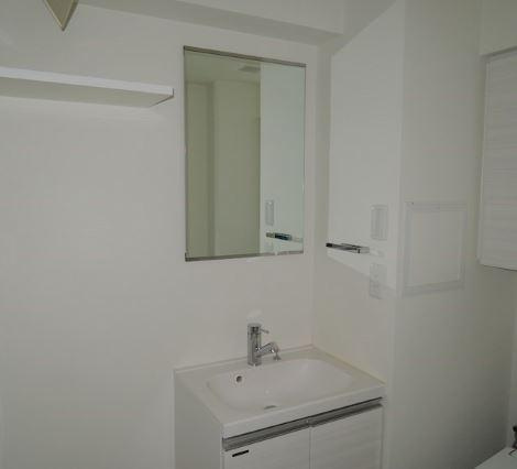 川崎市多摩区宿河原４丁目の賃貸マンションの洗面所