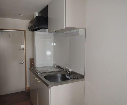 グリーンガーデンの居間・リビング