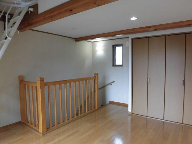 川崎市多摩区中野島１丁目のタウンの居間・リビング