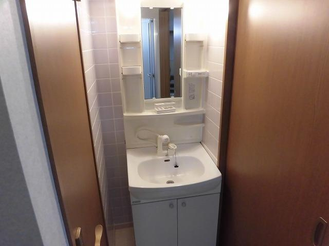 川崎市多摩区中野島１丁目のタウンの洗面所