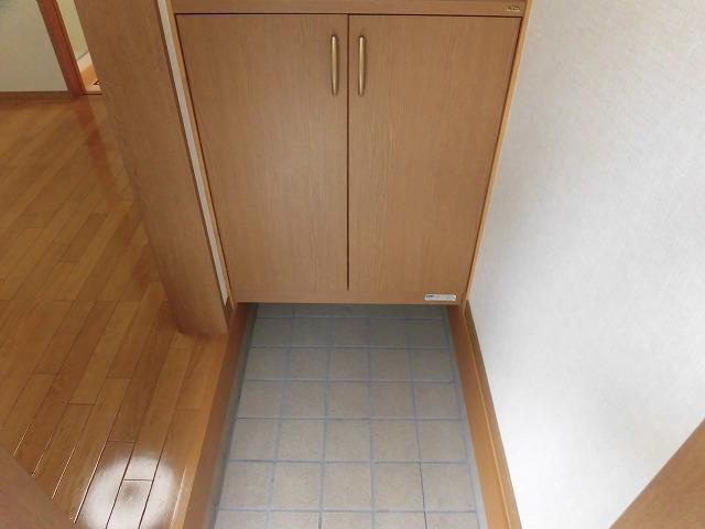 川崎市多摩区中野島１丁目のタウンの玄関