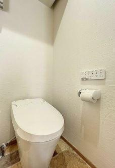 狛江市猪方３丁目のアパートのトイレ