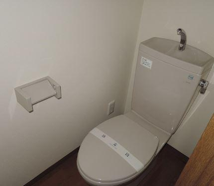 川崎市多摩区菅４丁目の賃貸マンションのトイレ