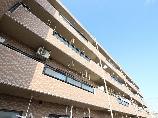 稲城市押立の賃貸マンションの外観