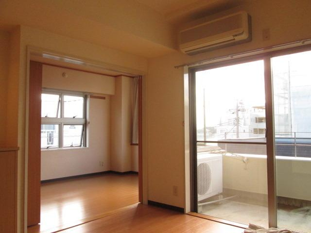 ディコーラムの設備