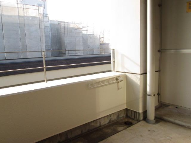 ディコーラムのバルコニー