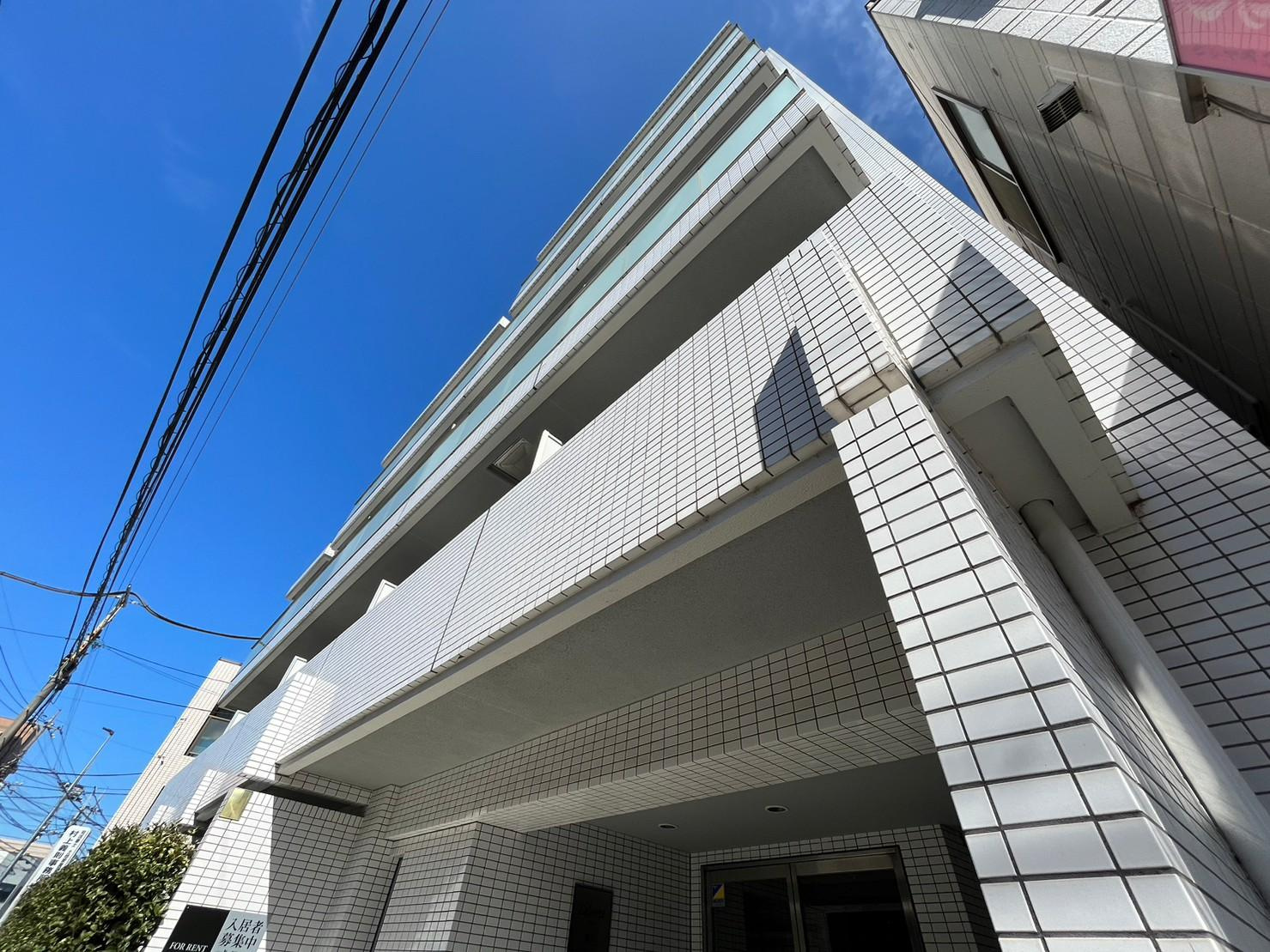 エスティメゾン登戸の外観