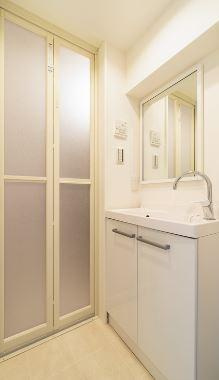 アザーレ・レクシオ登戸の洗面所