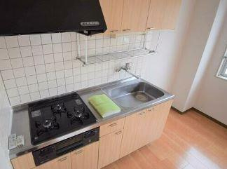 川崎市多摩区中野島５丁目の賃貸マンションのキッチン