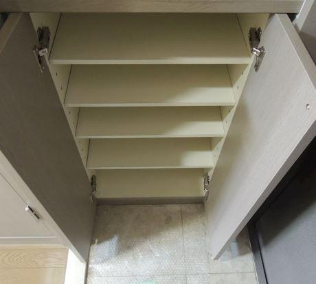 川崎市多摩区菅４丁目の賃貸マンションの玄関