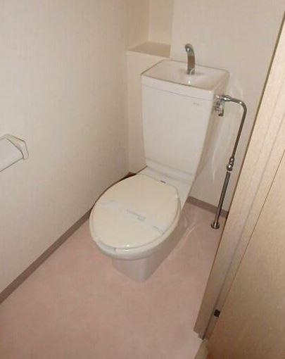 川崎市多摩区登戸の賃貸マンションのトイレ