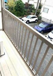 ブラウンコートのバルコニー