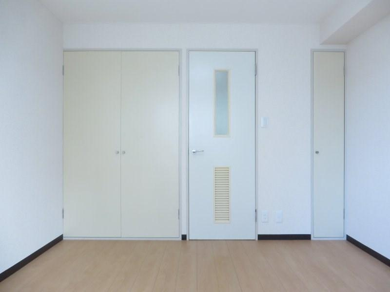 川崎市多摩区登戸の賃貸マンションの居間・リビング