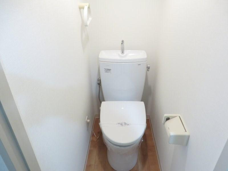 川崎市多摩区登戸の賃貸マンションのトイレ