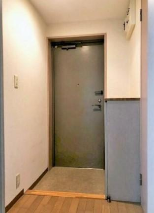 川崎市多摩区東生田１丁目の賃貸マンションの玄関