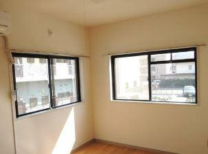 川崎市多摩区宿河原２丁目の賃貸マンションのバルコニー
