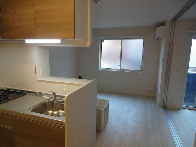 川崎市多摩区登戸のアパートの居間・リビング