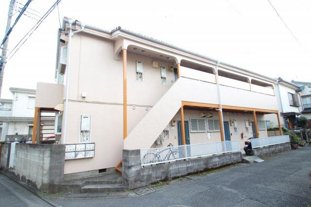 レフォール宿河原のエントランス