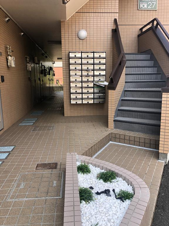 川崎市多摩区西生田２丁目の賃貸マンションのエントランス