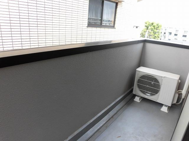 川崎市多摩区中野島３丁目の賃貸マンションのバルコニー