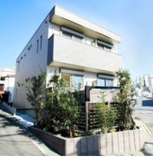 川崎市多摩区生田６丁目のアパートの外観